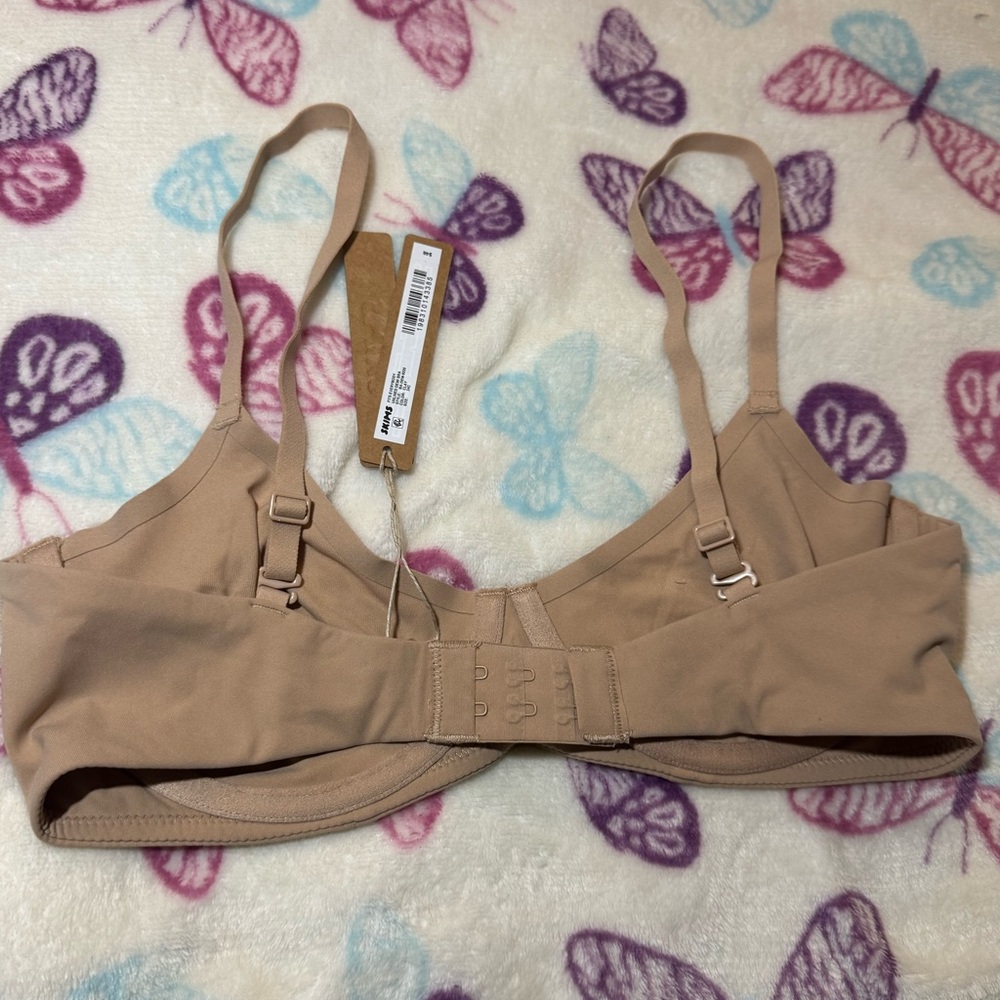 Skims Fits Everybody Underlined Demi Bra - Picture 4 of 6